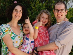 879C7DE5-D5B4-4541-BC20-889EB618819B